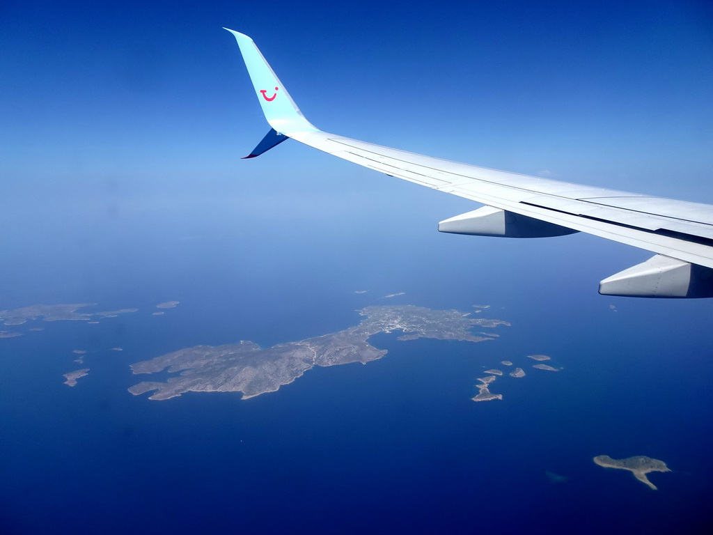 The islands of Leipsoi and Marathos, viewed from the airplane from Eindhoven