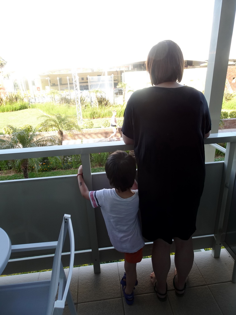 Miaomiao and Max in front of our room at the Blue Lagoon Resort