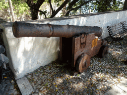 Cannon at the Platía Platanou square