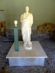 Statue and bust at the Casa Romana museum