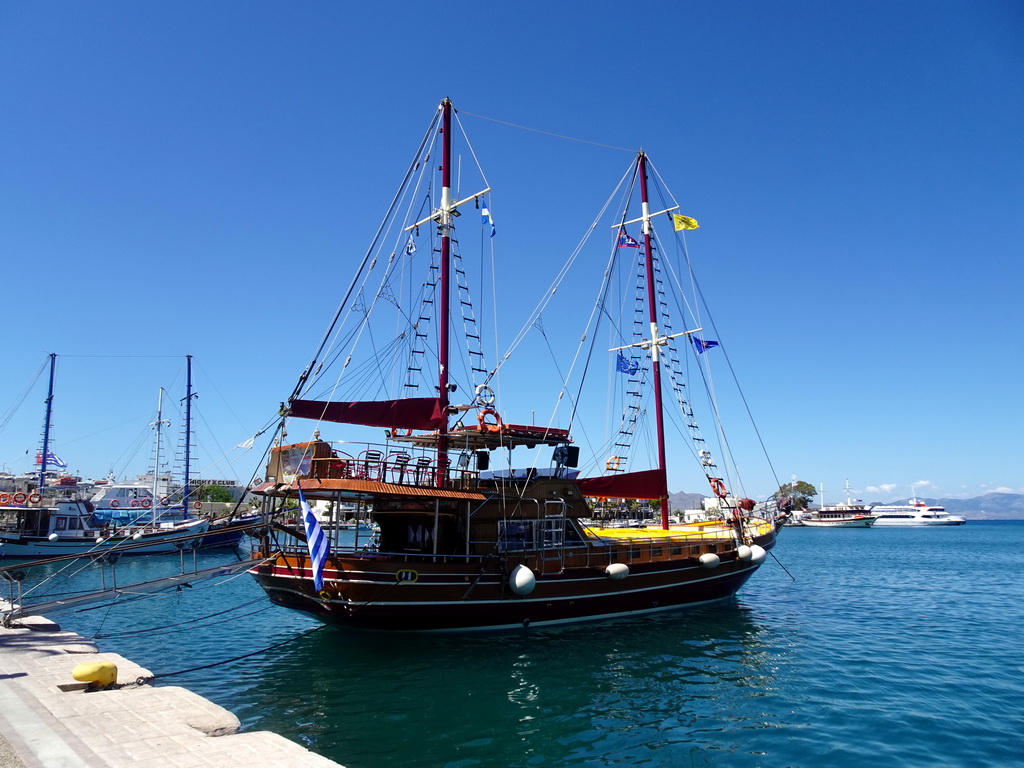 Tourist boat on the southwest side of the Limenas Ko harbour