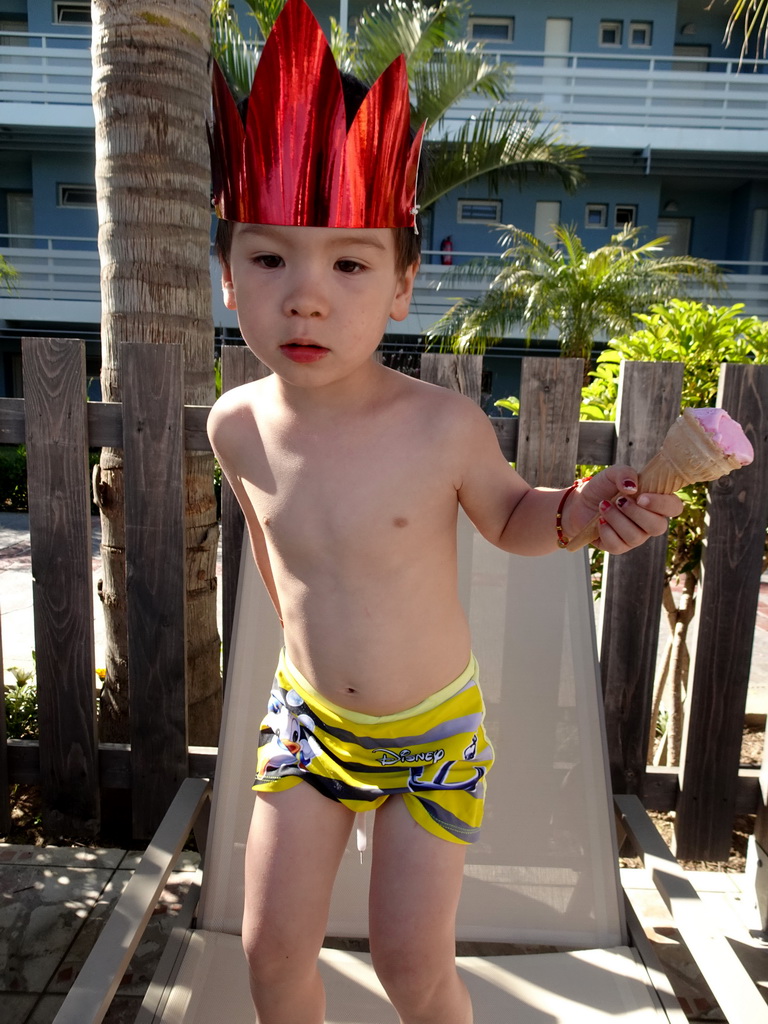 Max with an ice cream in front of the Mini Club at the Blue Lagoon Resort