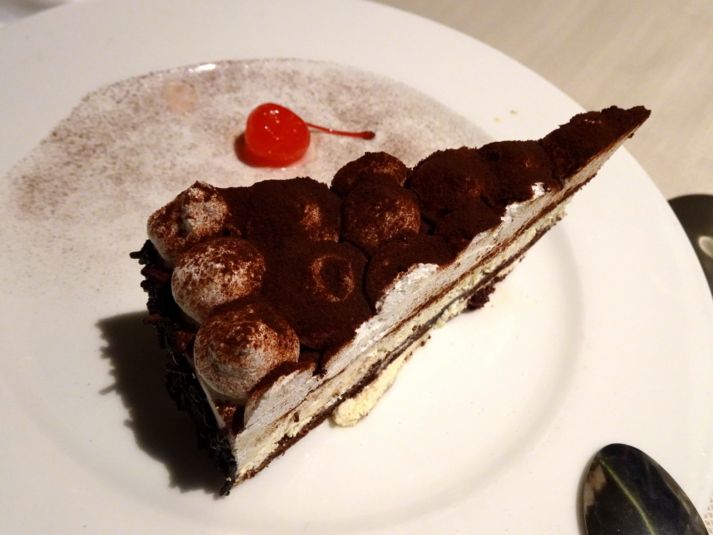 Dessert at the Karavi Restaurant at the Blue Lagoon Resort