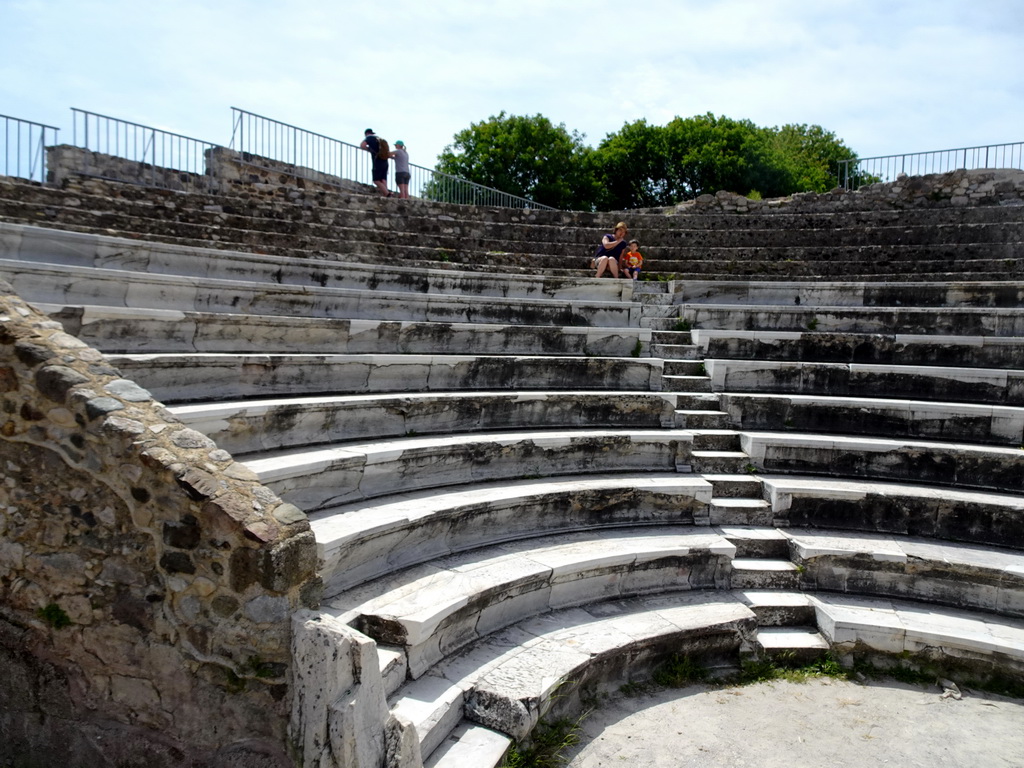 Miaomiao and Max at the Roman Odeum