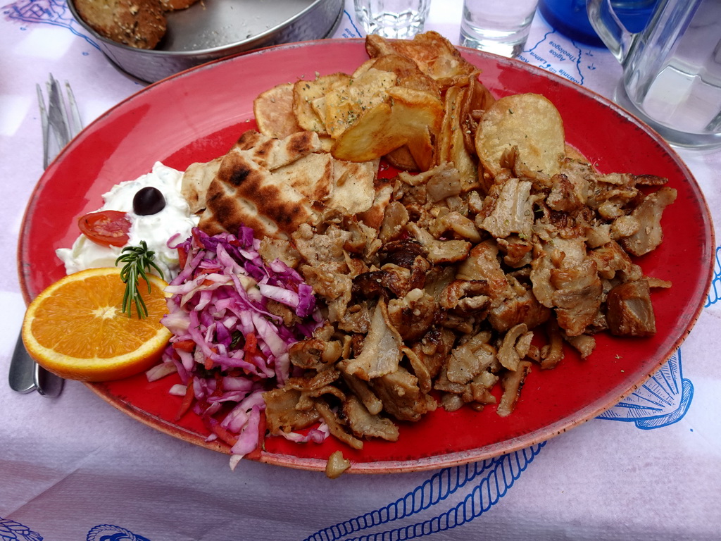 Lunch at the Taverna Fish House restaurant