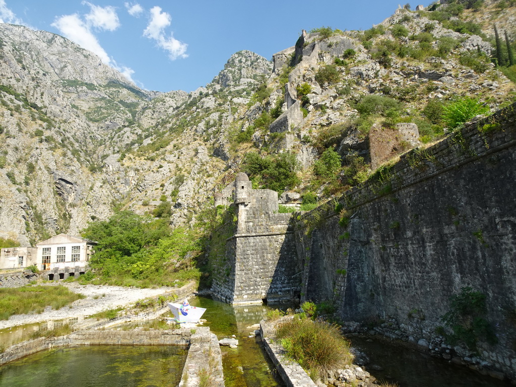 Northeastern city walls, the Scurda river and the Walls of St. John, viewed from the Scurda Bridge