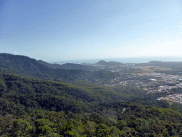 The town of Smithfield and the tropical rainforest west of Smithfield, viewed from the Skyrail Rainforest Cableway gondola