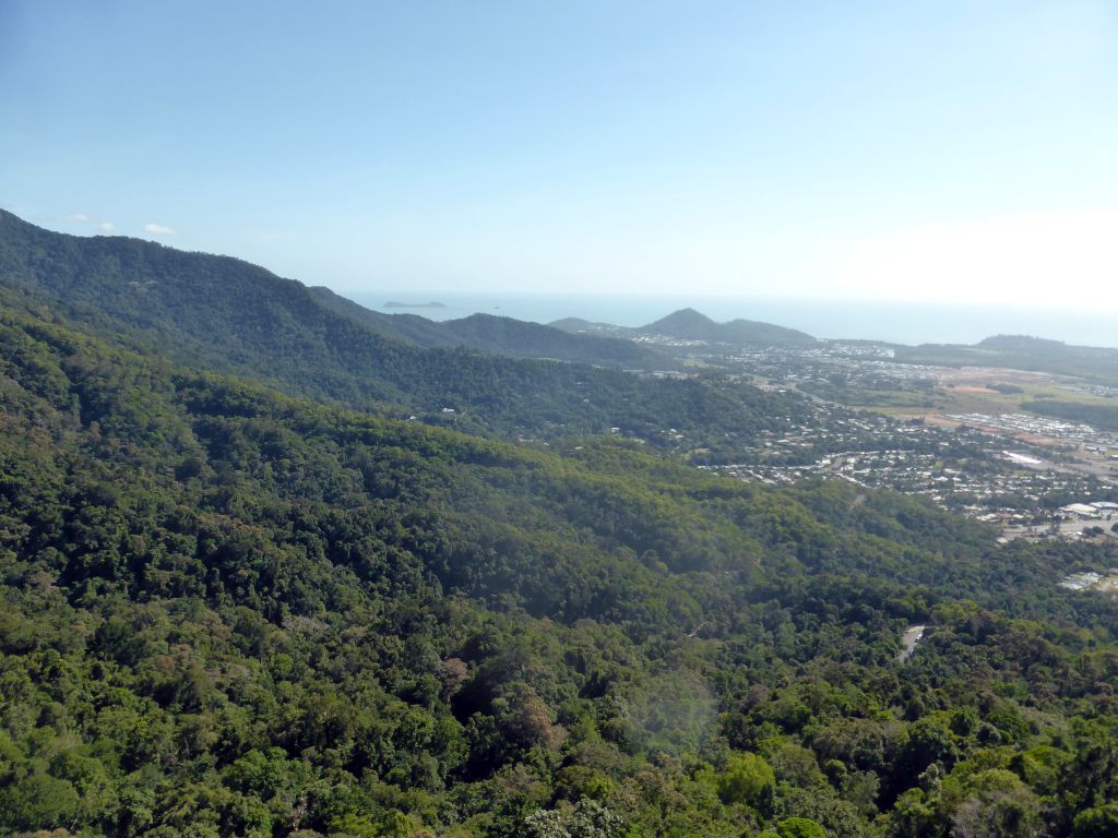 The town of Smithfield and the tropical rainforest west of Smithfield, viewed from the Skyrail Rainforest Cableway gondola