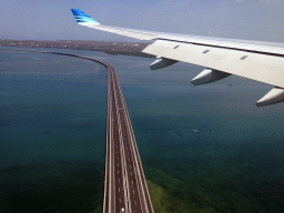 The Kuta Selatan peninsula and the Mandara Toll Road over the Gulf of Benoa, viewed from the airplane from Melbourne