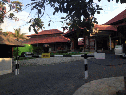 Front of the Hotel Holiday Inn Balihai at the Jalan Wana Segara street