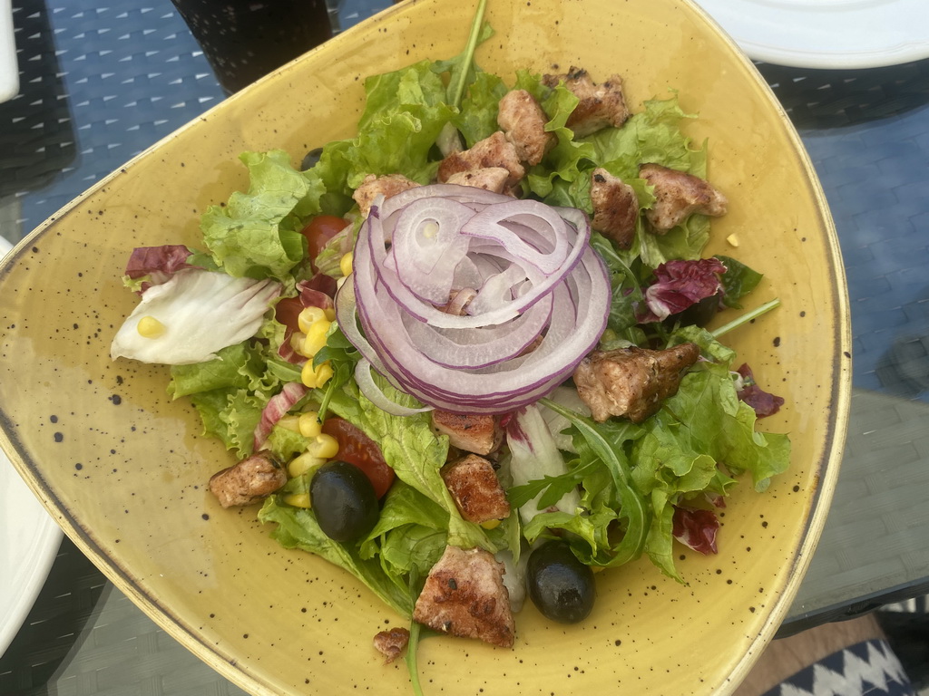 Lunch at the outdoor swimming pool of the Grand Hotel Park