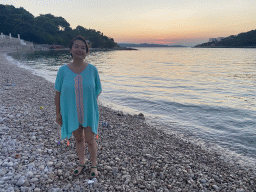 Miaomiao at the Vis Beach, at sunset