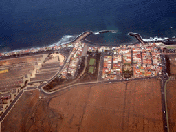 The town of Pozo Izquierdo with the Playa Pozo beach, viewed from the airplane from Rotterdam