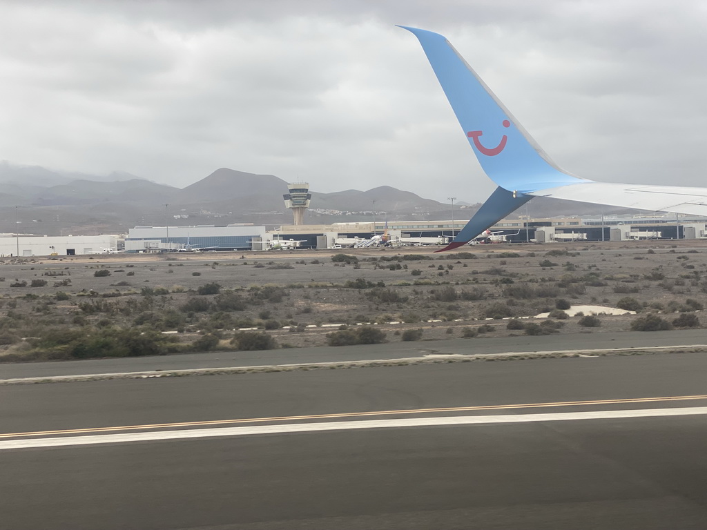 Gran Canaria Airport, viewed from the airplane to Rotterdam