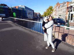 Miaomiao and Max at the Waaghoofdbrug bridge over the Oude Rijn river