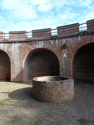 Well and interior of the Burcht van Leiden castle