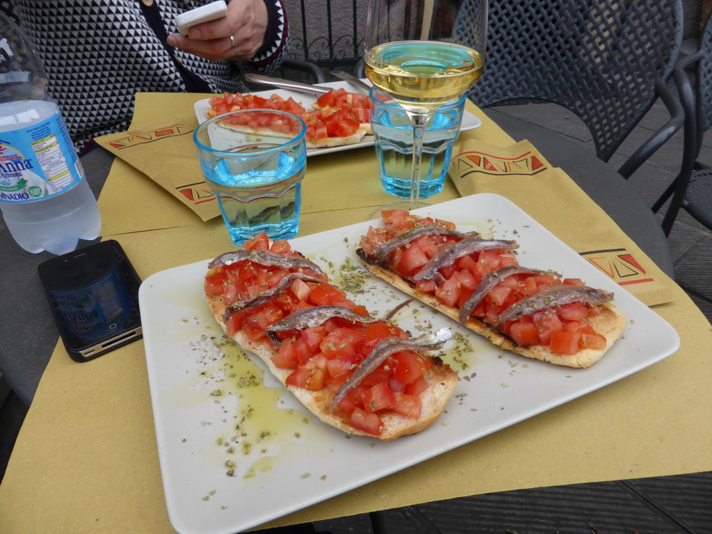 Lunch at the Bar Cafe Cristal at the Piazza del Popolo square