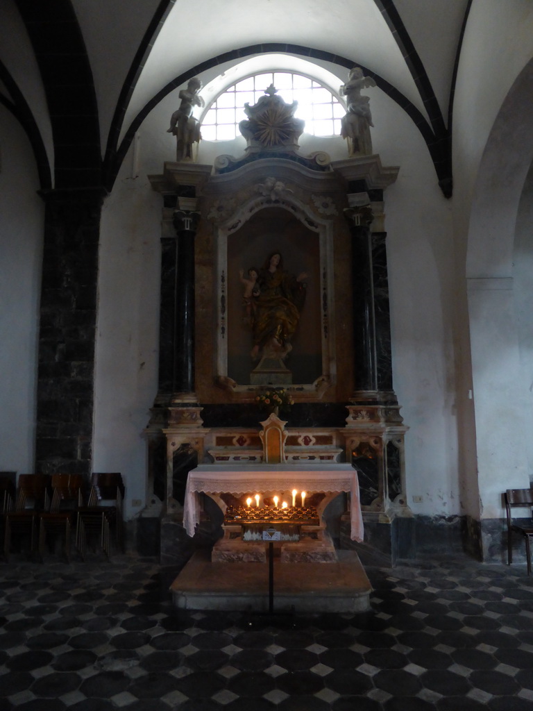 Right side altar of the Chiesa di Sant`Andrea church