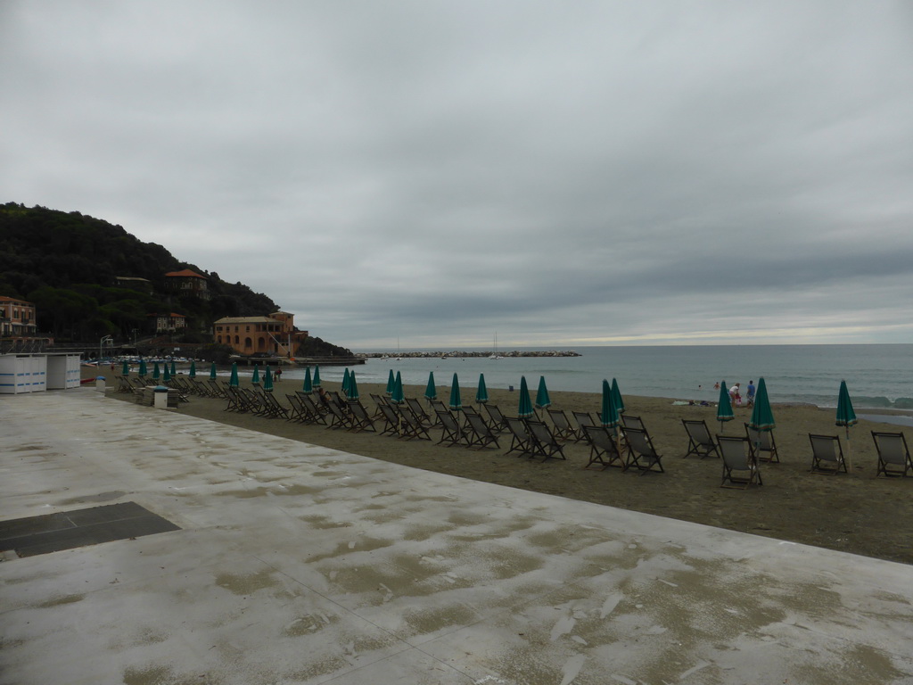 The beach at the Via Domenico Grillo street