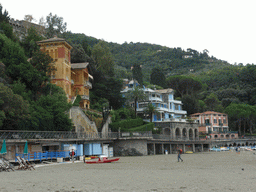 The beach and houses at the Via Domenico Grillo street