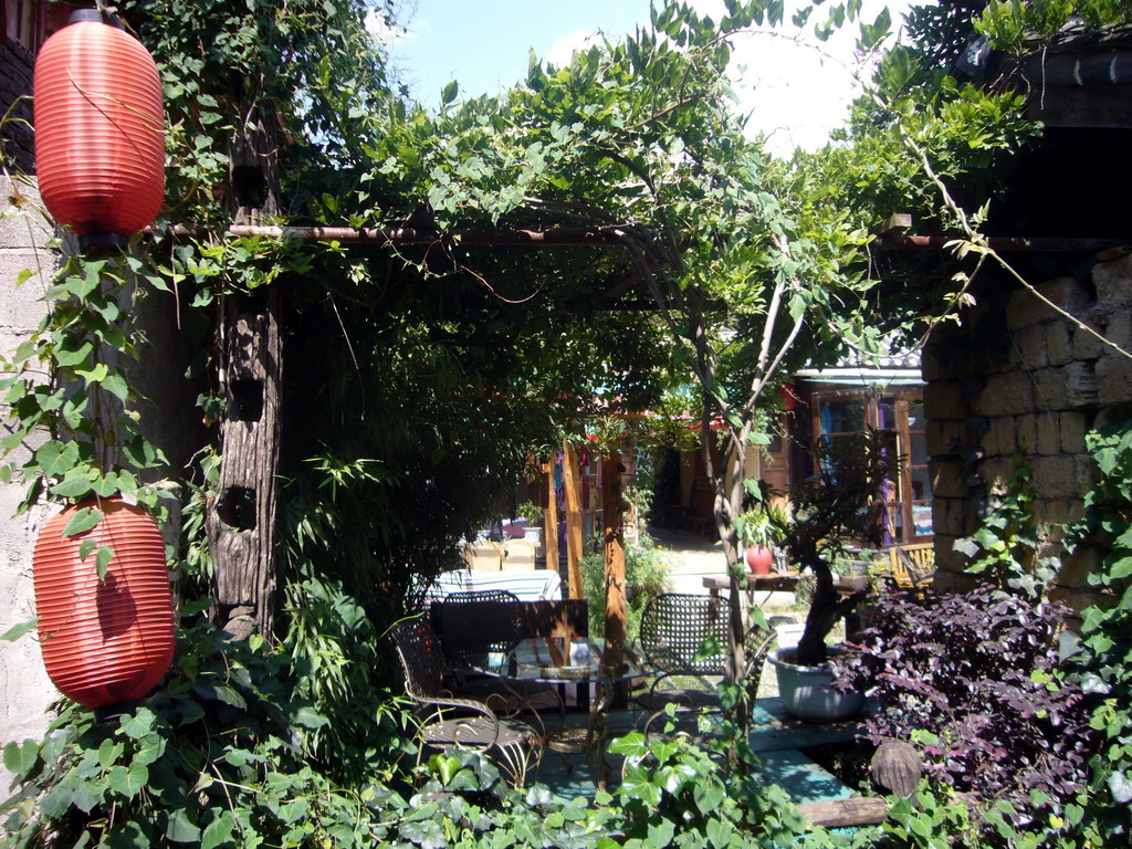 Restaurant in the Old Town of Shuhe