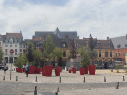 The Parc Louise de Bettignies park and houses at the Avenue du Peuple Belge street