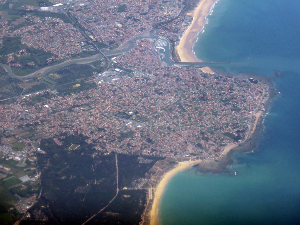 The towns of Saint-Hilaire-de-Riez and Saint-Gilles-Croix-de-Vie in France, viewed from the airplane from Amsterdam