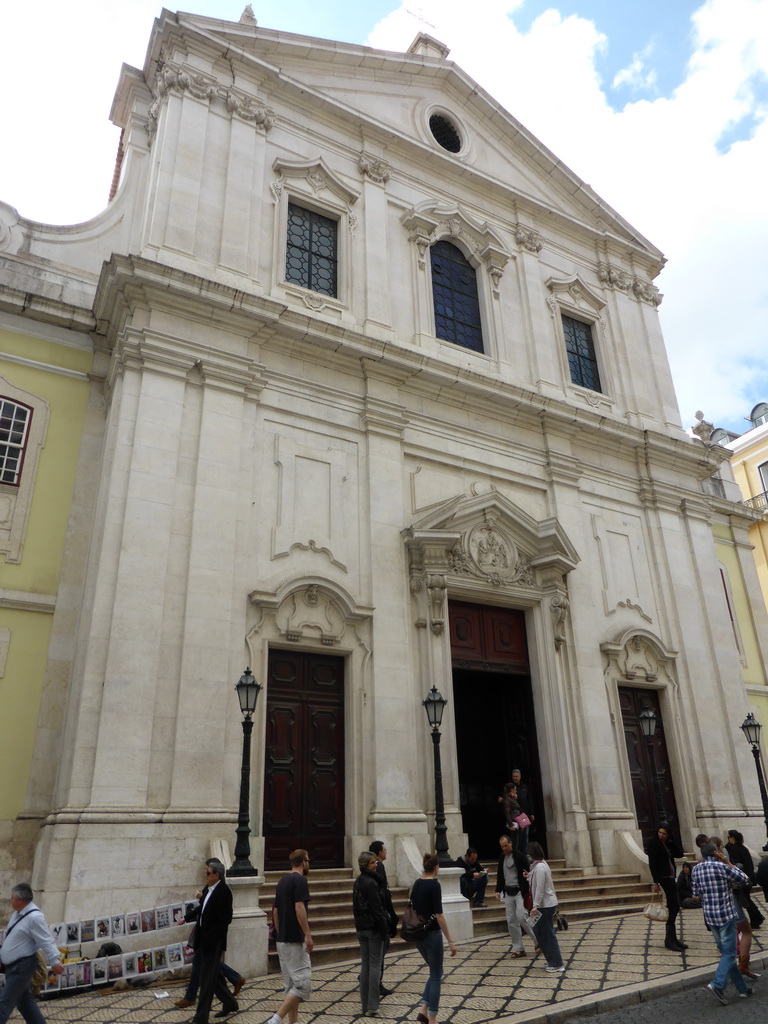 Front of the Igreja dos Mártires church at the Rua Garrett street