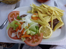 Lunch at the Pastelaria Glacial restaurant at the Rua do Arsenal street