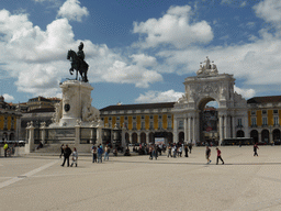 The equestrian statue of King José I and the Arco da Rua Augusta arch at the Praça do Comércio square