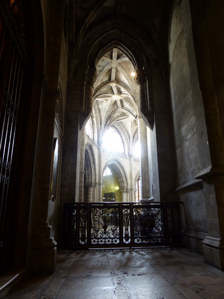 Left side of the ambulatory of the Lisbon Cathedral