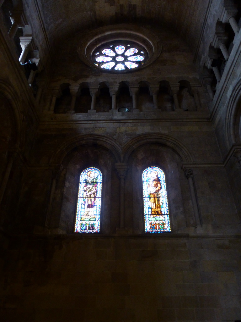 Right transept with stained glass window at the Lisbon Cathedral