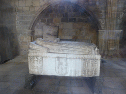 Tomb of D. Margarida Albernaz in the Chapel of Nossa Senhora da Piedade at the Cloister of the Lisbon Cathedral