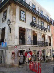 Souvenir shops at the Rua do Milagre de Santo António street