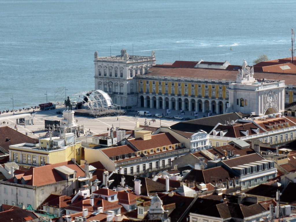 The Praça do Comércio square with the equestrian statue of King José I and the Arco da Rua Augusta arch, viewed from the Praça d`Armas square at the São Jorge Castle