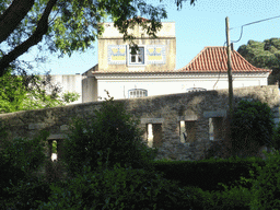 Wall and houses in the gardens of the São Jorge Castle