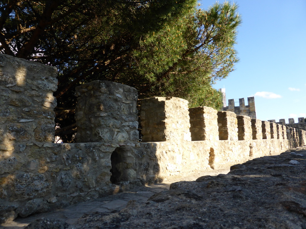 Top of the central wall of the São Jorge Castle