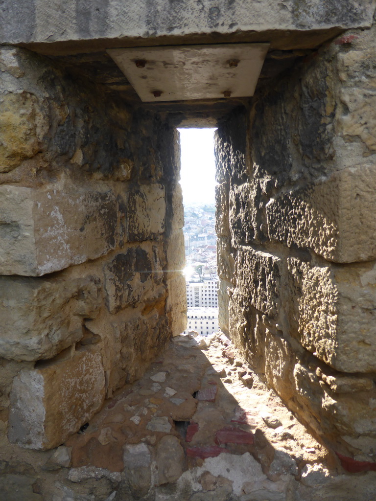 Opening in one of the western towers of the São Jorge Castle