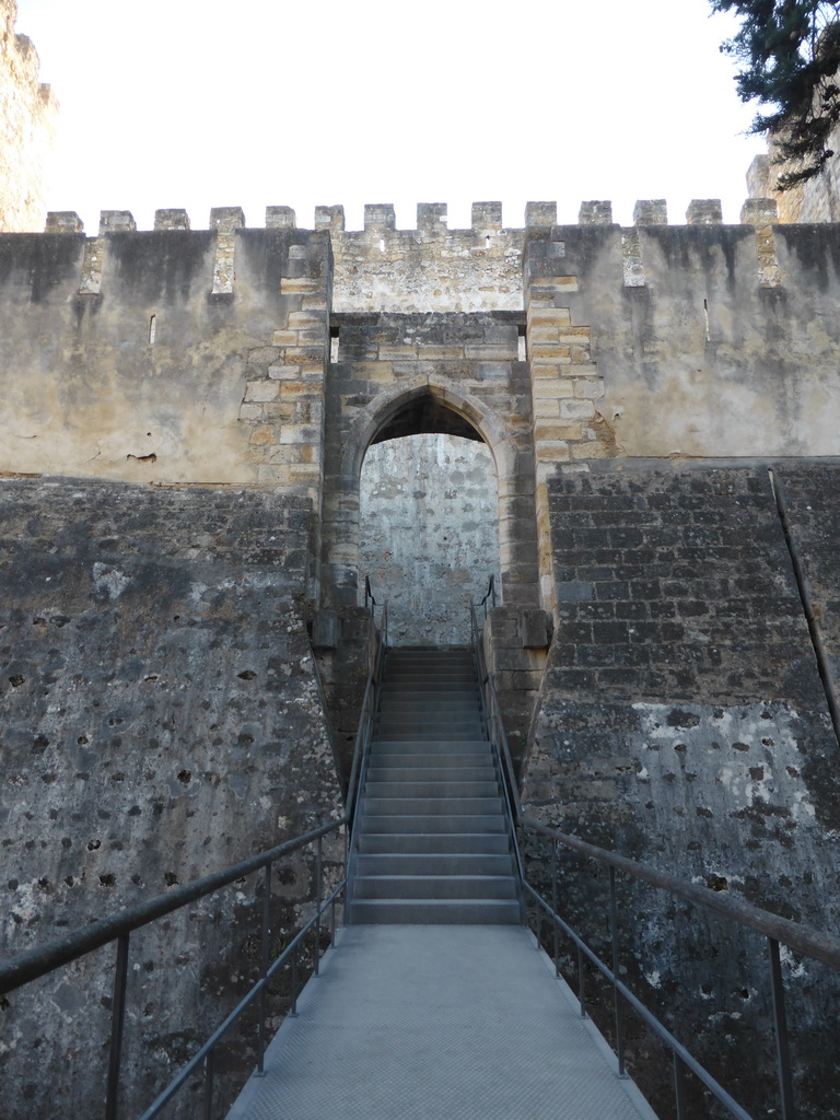 Gate and walkway at the east side of the São Jorge Castle