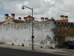 East corner of the Estabelecimento Prisional de Lisboa prison at the Rua Marquês de Fronteira, viewed from the sightseeing bus