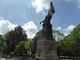 The Monument to Pedro Álvares Cabral at the Avenida Álvares Cabral avenue and the Jardim da Estrela garden, viewed from the sightseeing bus