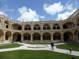 Central square of the Cloister at the Jerónimos Monastery