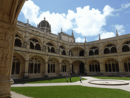 Central square of the Cloister at the Jerónimos Monastery