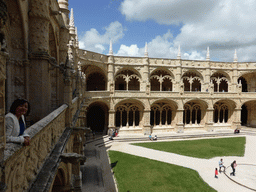 Miaomiao at the upper floor of the Cloister at the Jerónimos Monastery, with a view on the central square