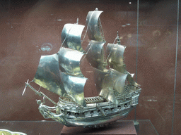 Scale model of a ship at the second floor of the Museu Nacional de Arte Antiga museum