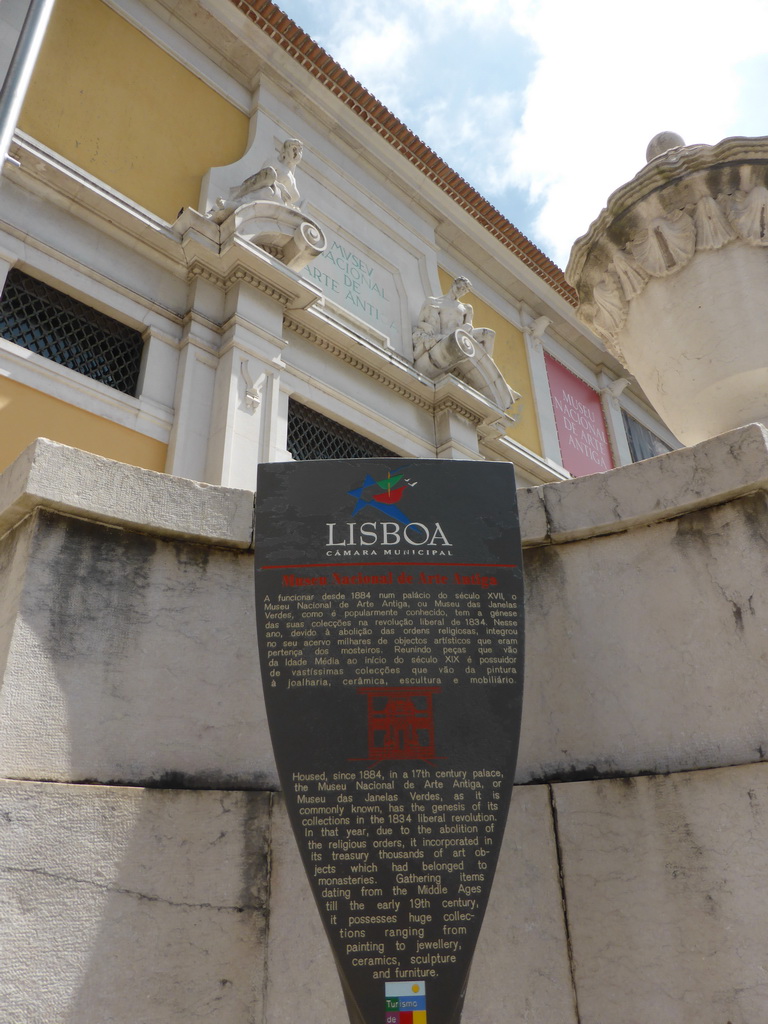 Information sign in front of the Museu Nacional de Arte Antiga museum