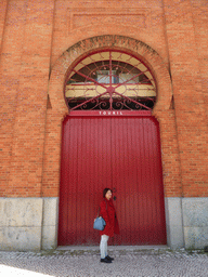 Miaomiao in front of the bull entrance to the Praça de Touros do Campo Pequeno bullring