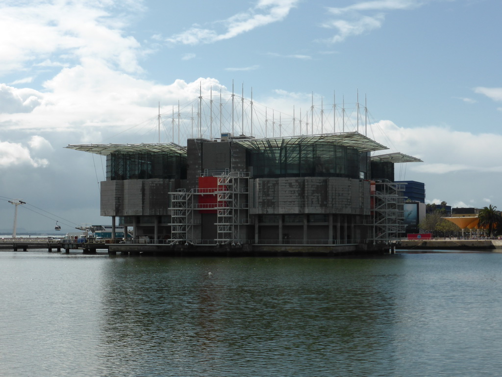 Dock and the Lisbon Oceanarium at the Parque das Nações park