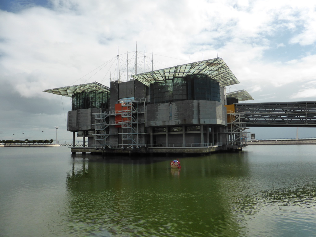 Dock and the Lisbon Oceanarium at the Parque das Nações park
