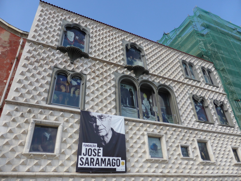 Facade of the Casa dos Bicos building at the Rua dos Bacalhoeiros street